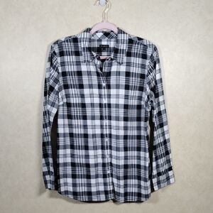 02113 Talbots black & white w/silver thread lightweight flannel shirt L